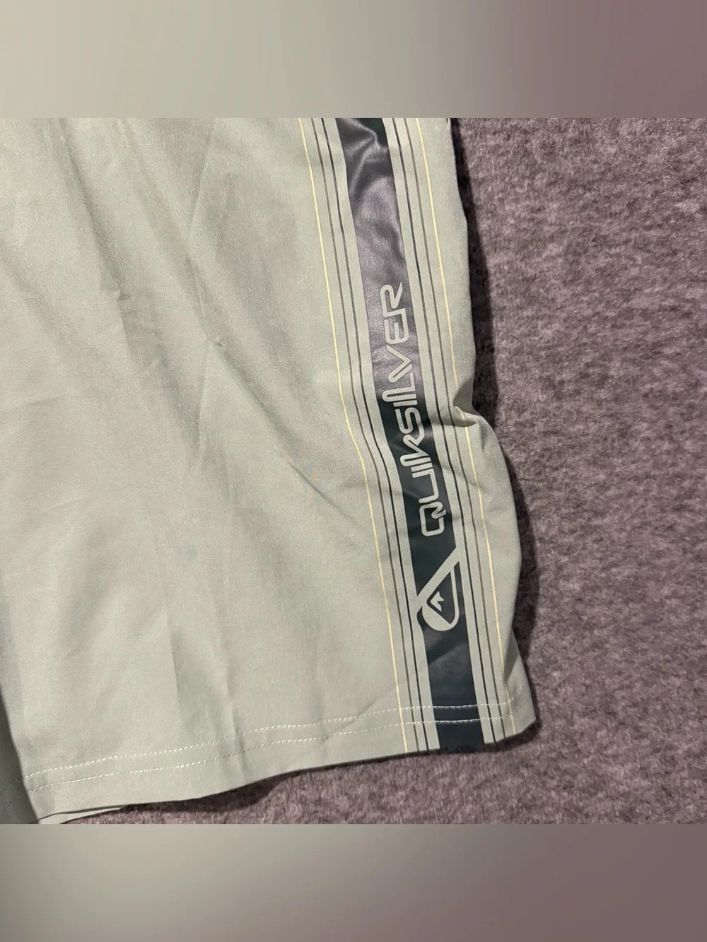 Quicksilver Swim Trunks Shorts Mens XL Green Lined Quick Dry UPF 50 Stretch NWT